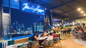 Indigo Rooftop Bar Pattaya place picture