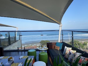 Double-Six Rooftop Sunset Bar place picture