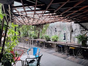 The Awan Lounge place picture