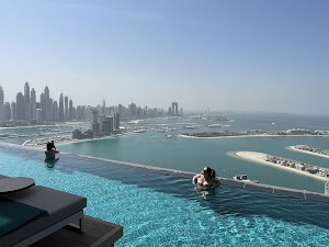 AURA SKYPOOL Dubai place picture